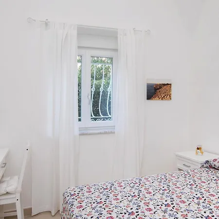 Pollio Guest house 4*